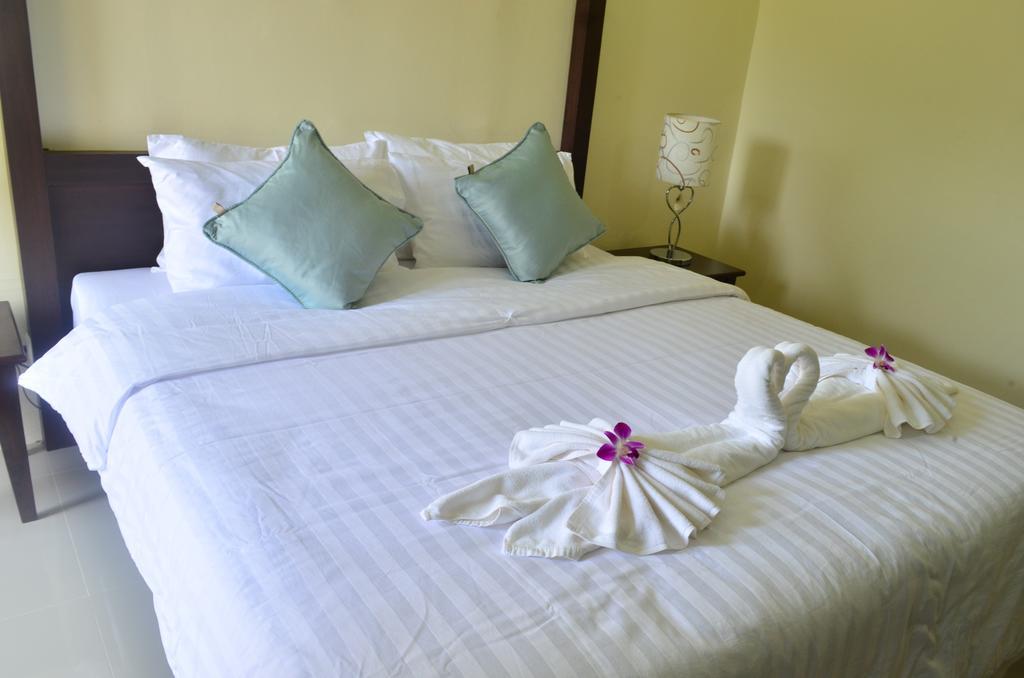 Morakot Lanta Resort Koh Lanta Exterior photo