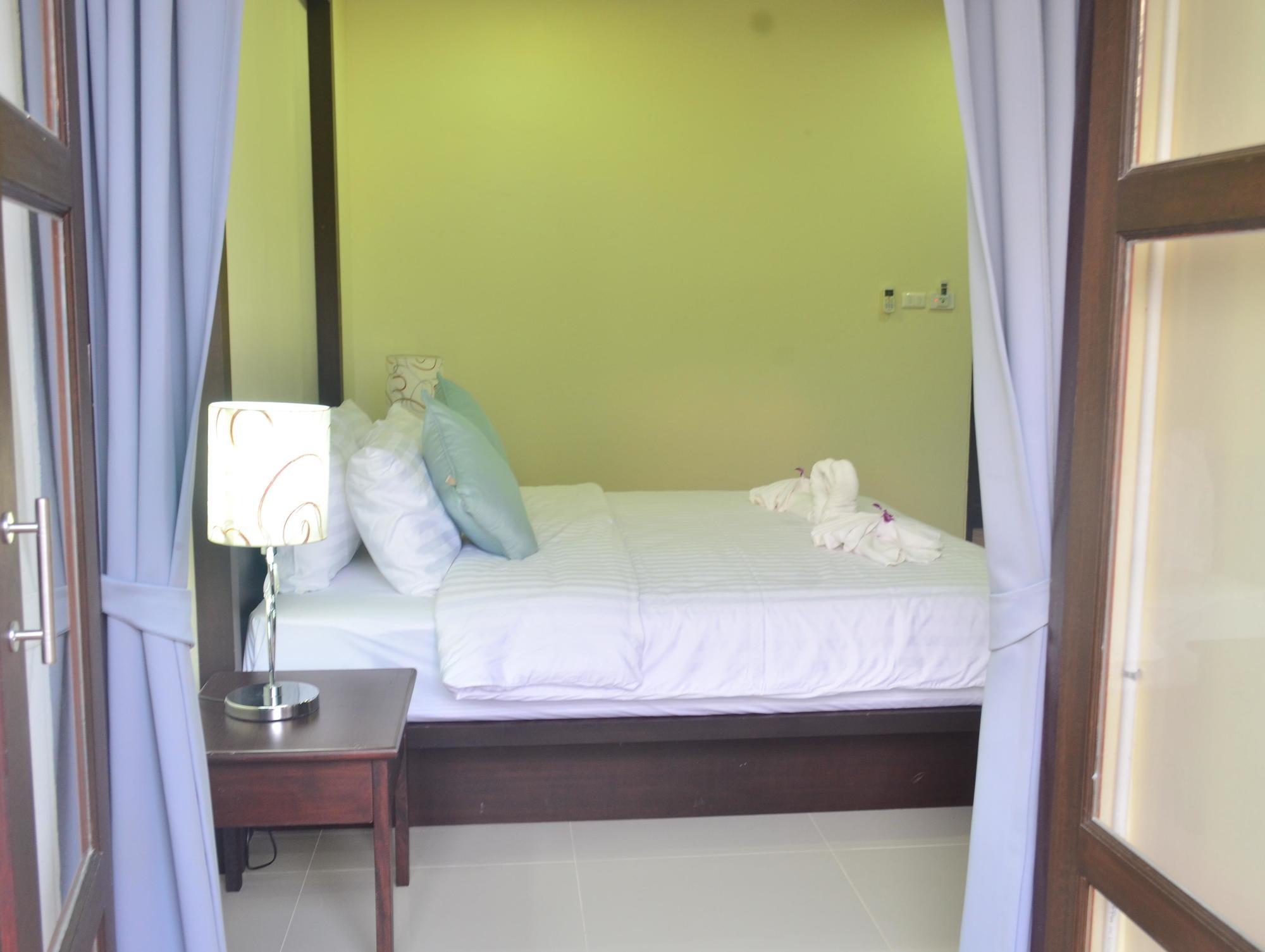 Morakot Lanta Resort Koh Lanta Exterior photo