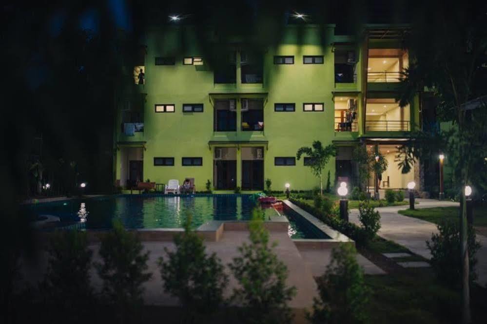 Morakot Lanta Resort Koh Lanta Exterior photo