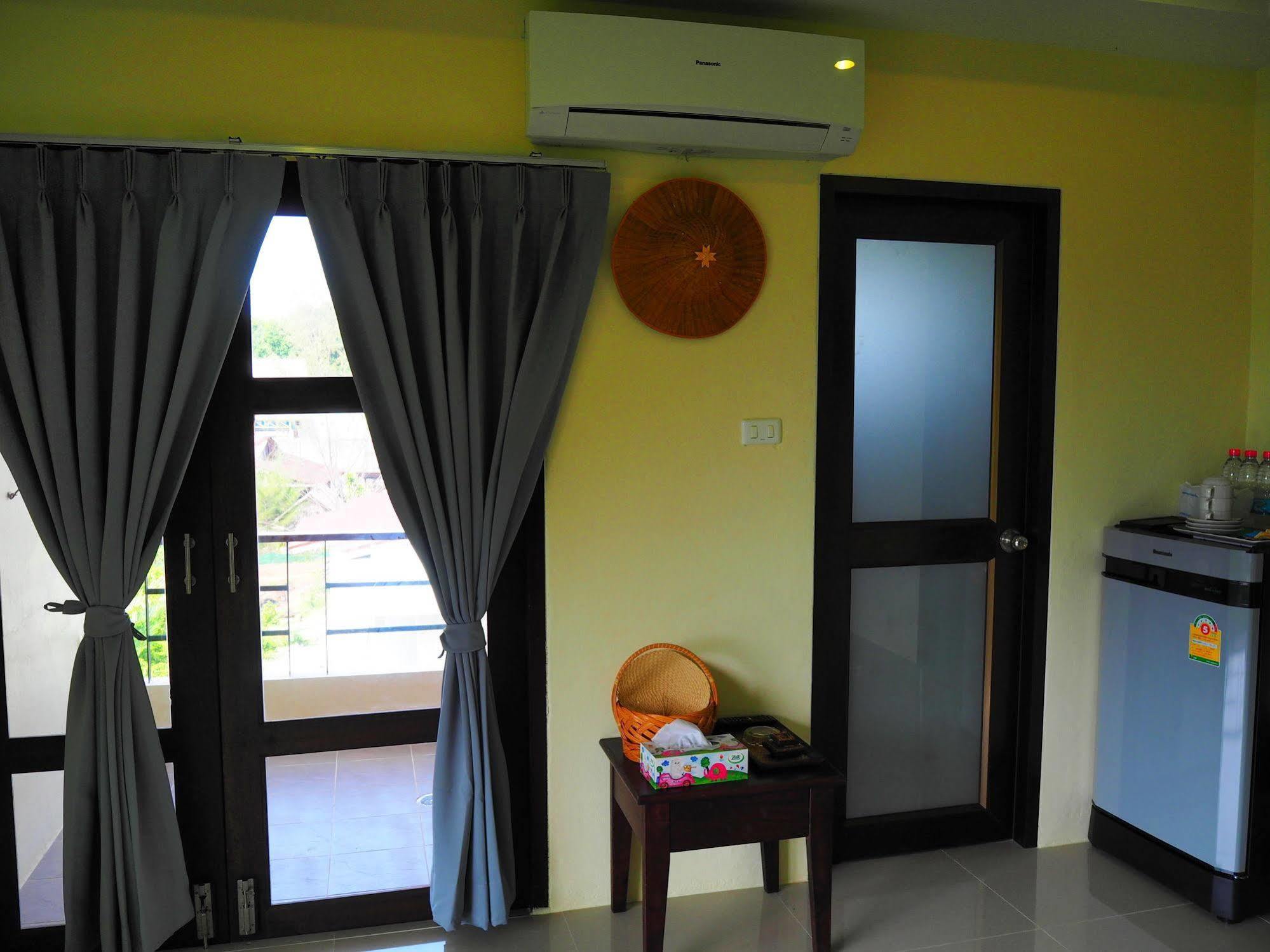 Morakot Lanta Resort Koh Lanta Exterior photo