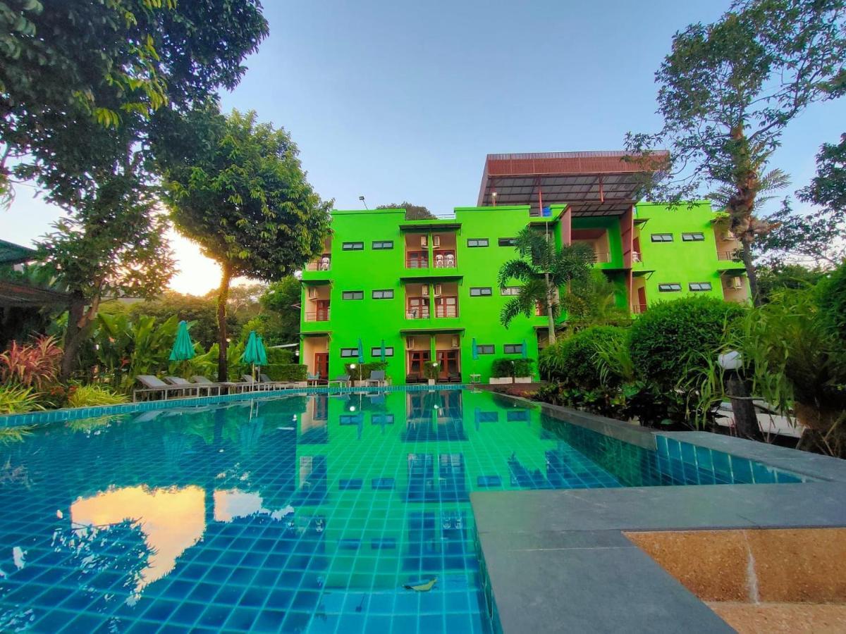 Morakot Lanta Resort Koh Lanta Exterior photo