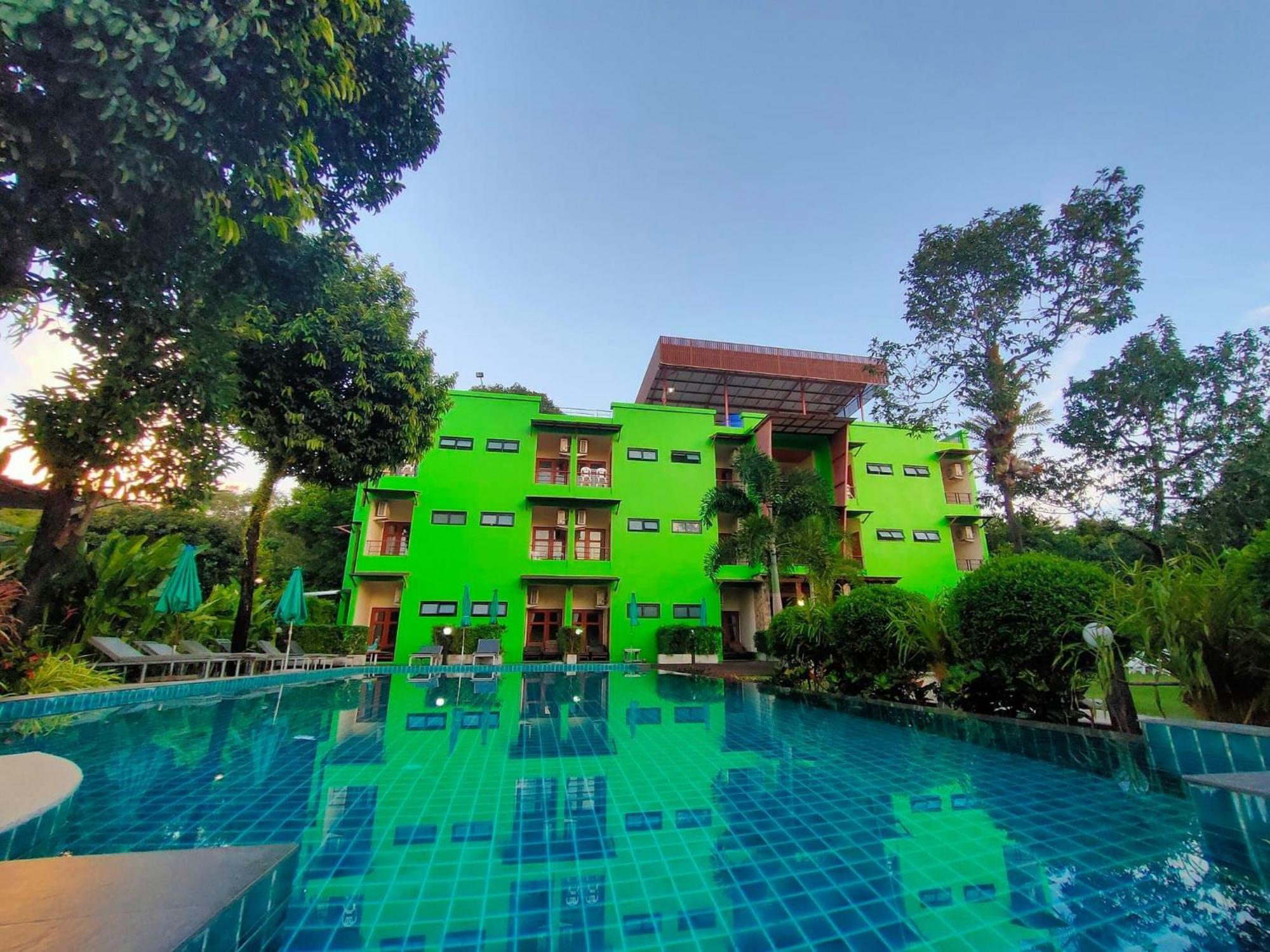 Morakot Lanta Resort Koh Lanta Exterior photo